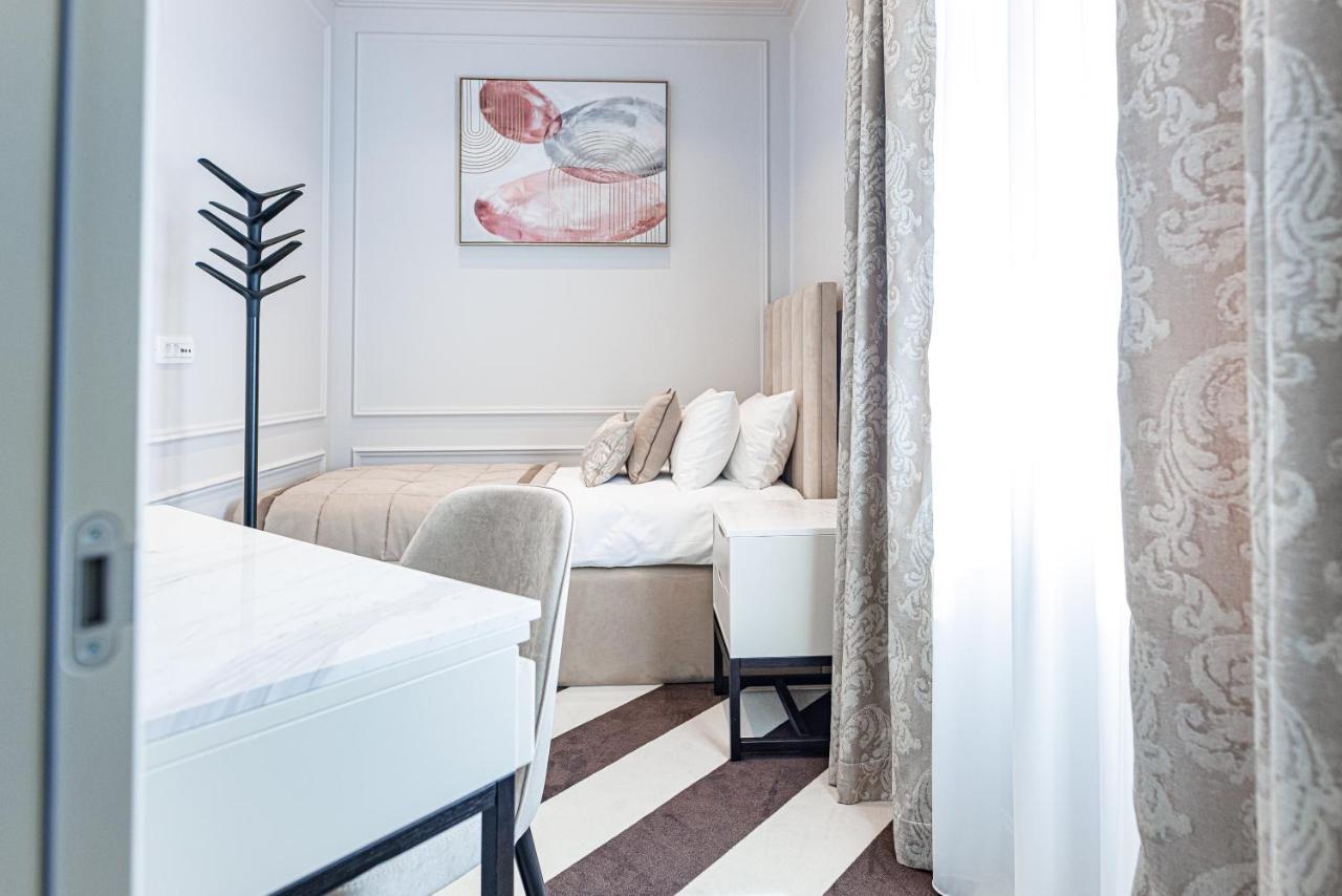 Hotel Balkan Belgrado Esterno foto